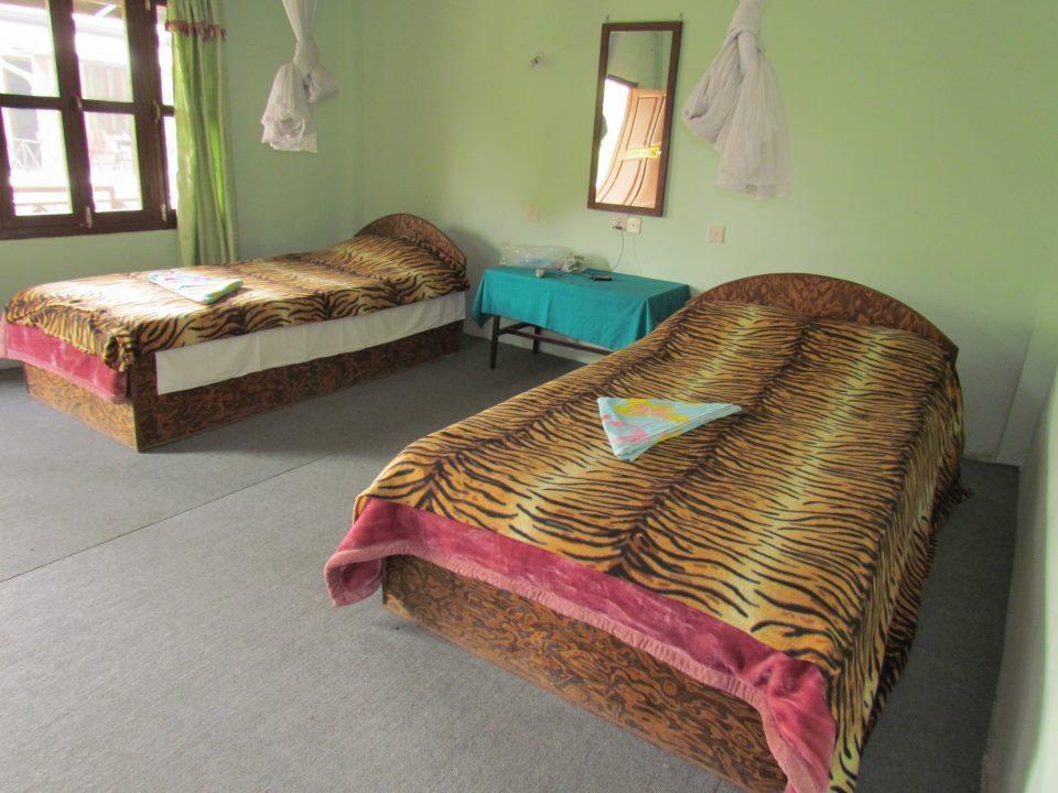 Chitwan Gaida Lodge Sauraha Exteriör bild