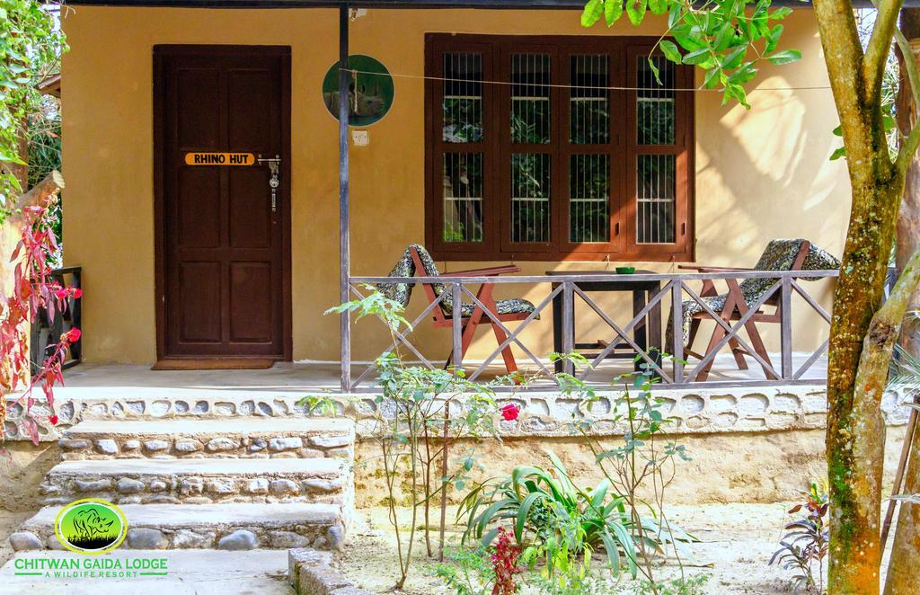 Chitwan Gaida Lodge Sauraha Exteriör bild